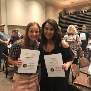 Meet your Posher, Adela